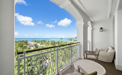 Condo in Nassau, New Providence, The Bahamas 1