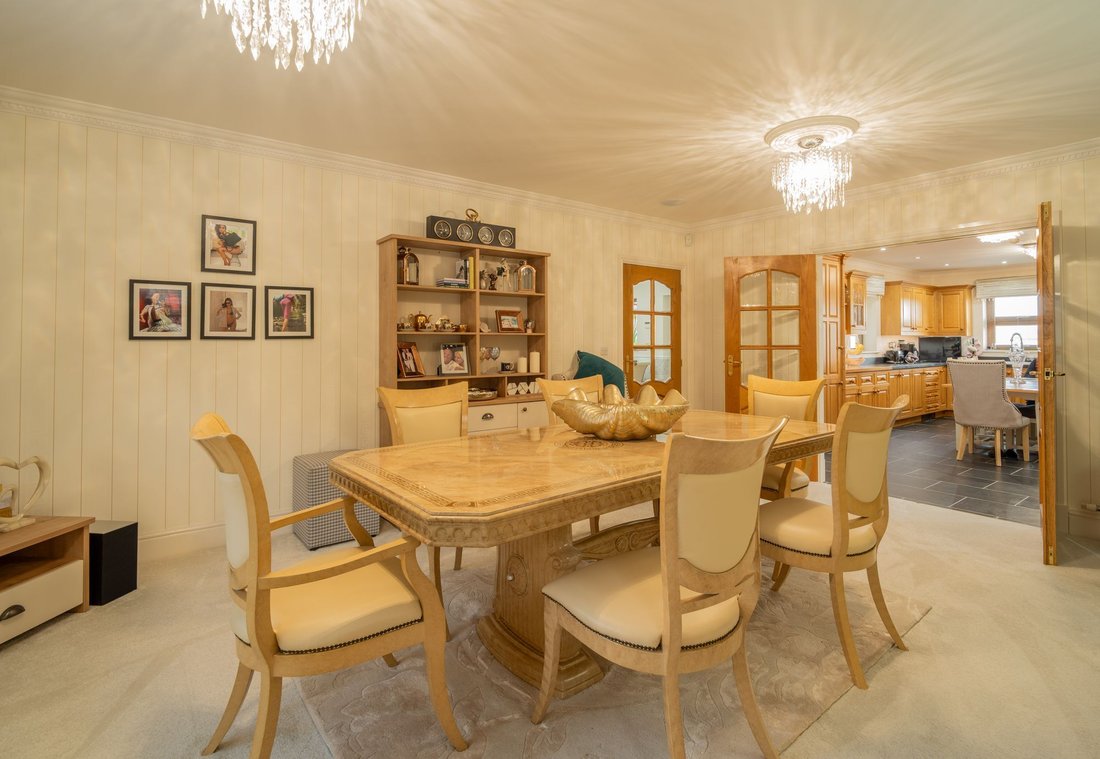 House in St Clears, Wales 4 - 16826535