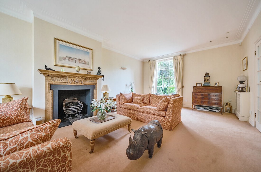 Totteridge N20 In London, England, United Kingdom For Sale (16825197)