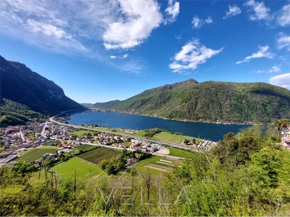 New Build Residence With Panoramic Views