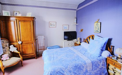 North Caen, Castle (12 Bedrooms) By The Seaside With Outbuildings Set In 1.1 Ha (2.47 Acres) Of Encl