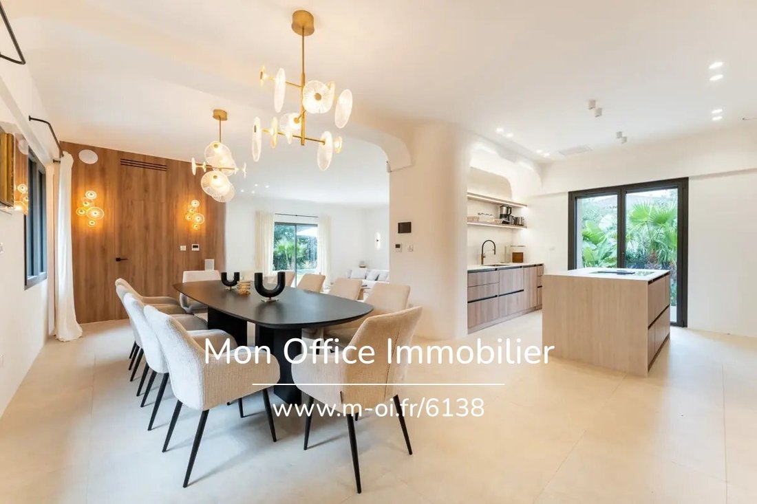 House in Zone Ouest Urbaine, Saint-Tropez, France 5 - 16819655