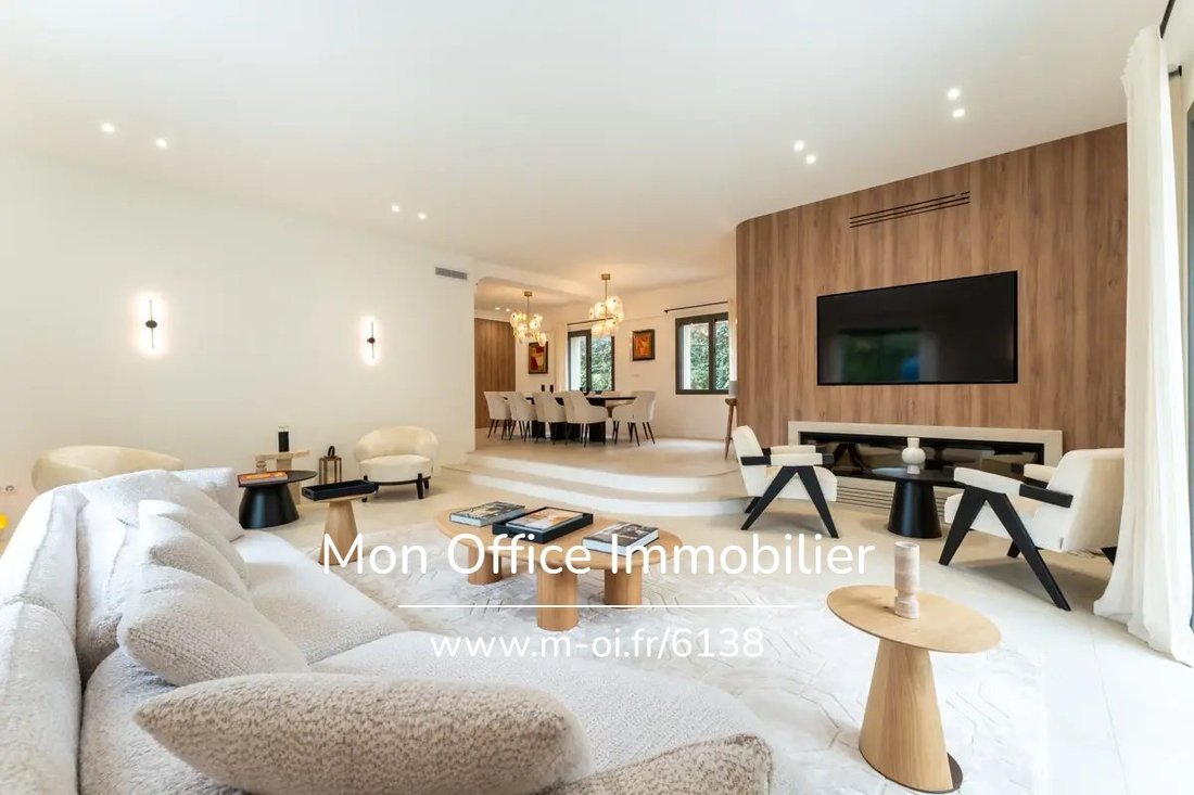House in Zone Ouest Urbaine, Saint-Tropez, France 4 - 16819655