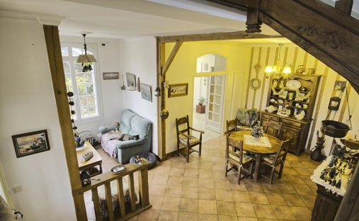 North Caen, Castle (12 Bedrooms) By The Seaside With Outbuildings Set In 1.1 Ha (2.47 Acres) Of Encl