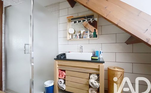 Castle for Sale in Houdan, Île-de-France, France