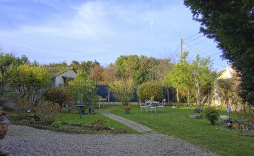 North Caen, Castle (12 Bedrooms) By The Seaside With Outbuildings Set In 1.1 Ha (2.47 Acres) Of Encl