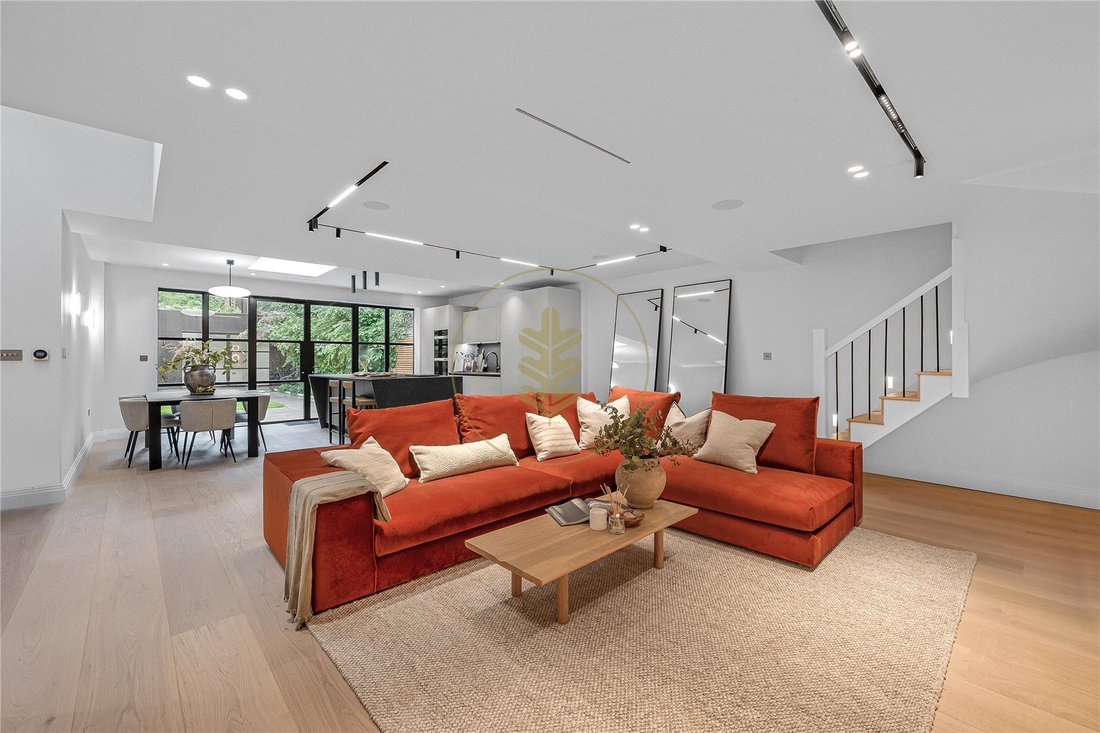 Apartment in Belsize Park, Camden, England 1 - 16825060