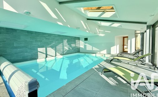 Maison à Bourg Sud Est, Moëlan-sur-Mer, France 1