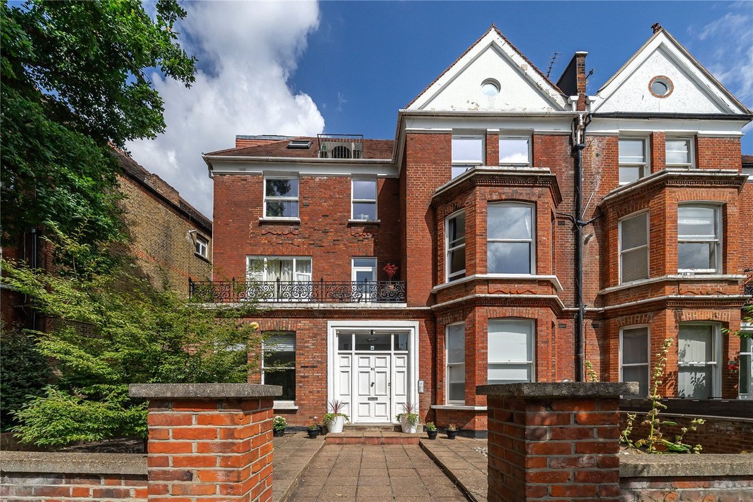 Apartment in South Hampstead, Camden, England 1 - 16825045