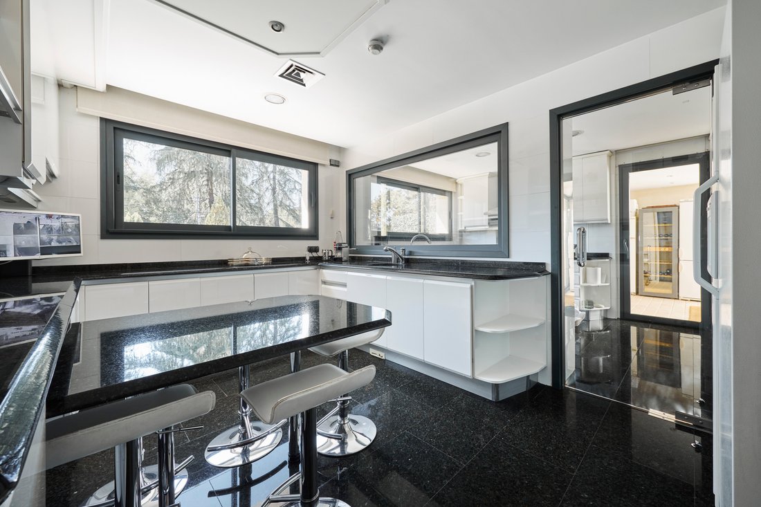 Villa in Moncloa-Aravaca, Madrid, Spain 5 - 16824856