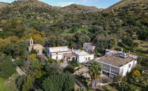 Villa in Zentrum, Noto, Sizilien 1