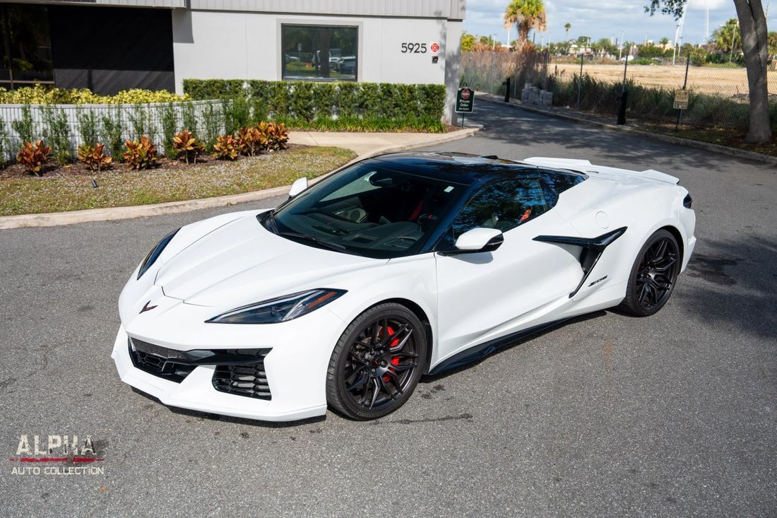 Cabriolet in Orlando, FL, United States 5 - 16827321