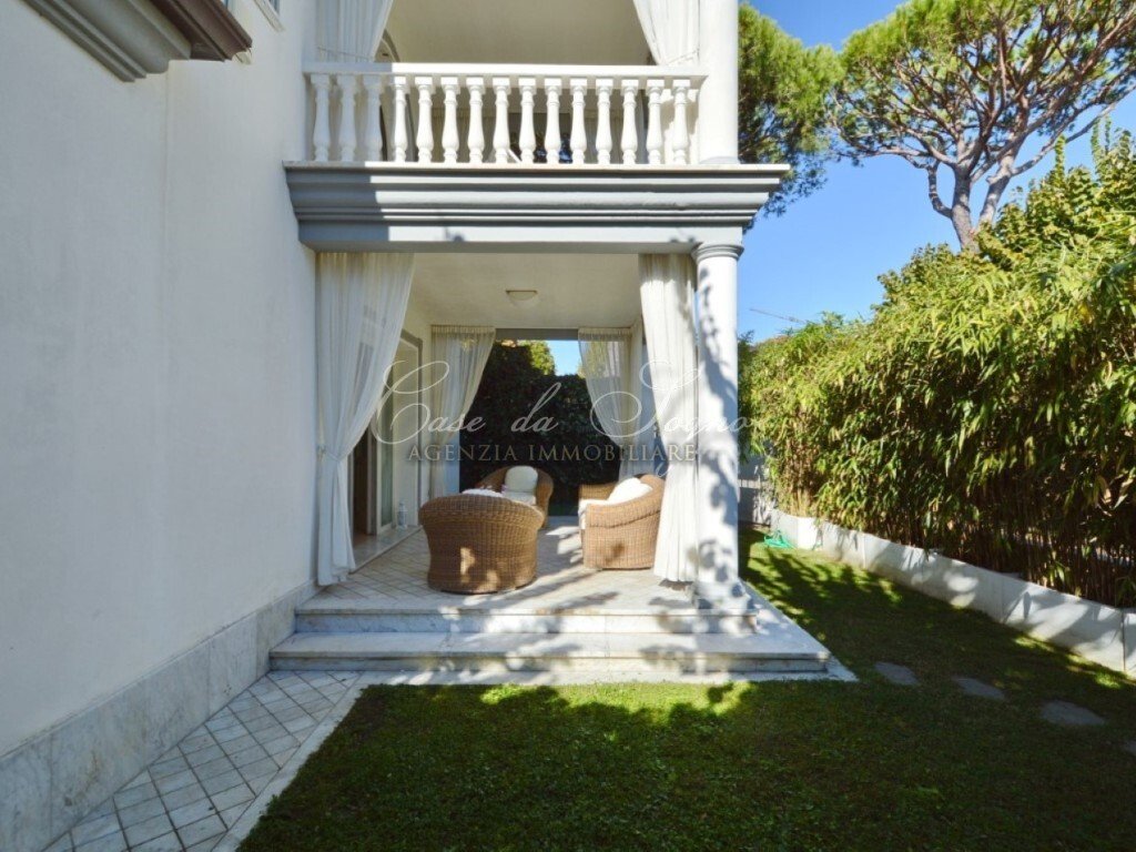 Villa in Center, Forte dei Marmi, Tuscany 3 - 16826060