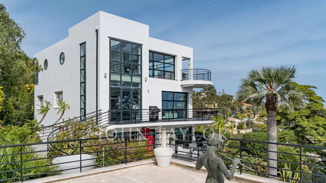 Villa in French Riviera, Provence-Alpes-Côte d'Azur, France 1 - 16825596