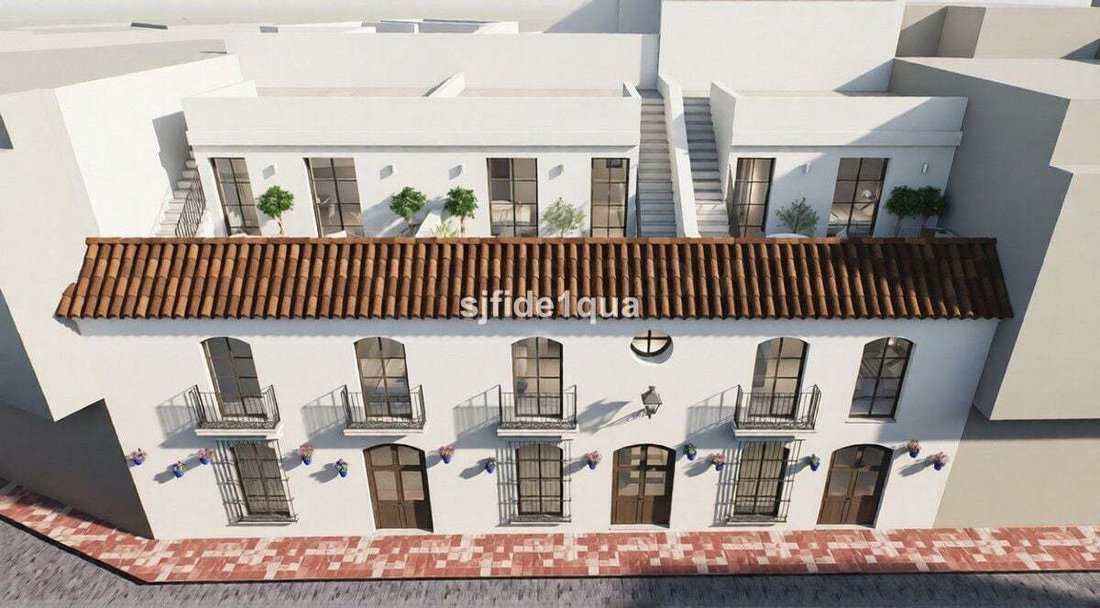 Townhouse in Estepona, Andalusia, Spain 1 - 16827984