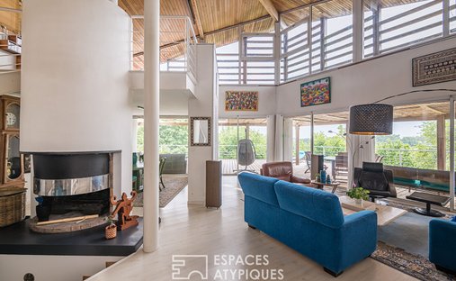 Castle for Sale in Bouliac, Nouvelle-Aquitaine, France