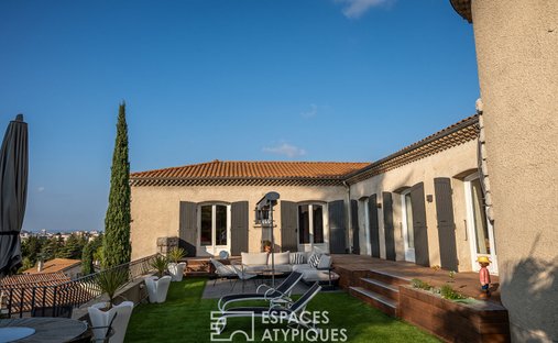 Castle for Sale in Valence, Auvergne-Rhône-Alpes, France