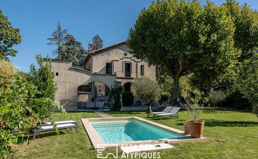 Castle for Sale in Valence, Auvergne-Rhône-Alpes, France
