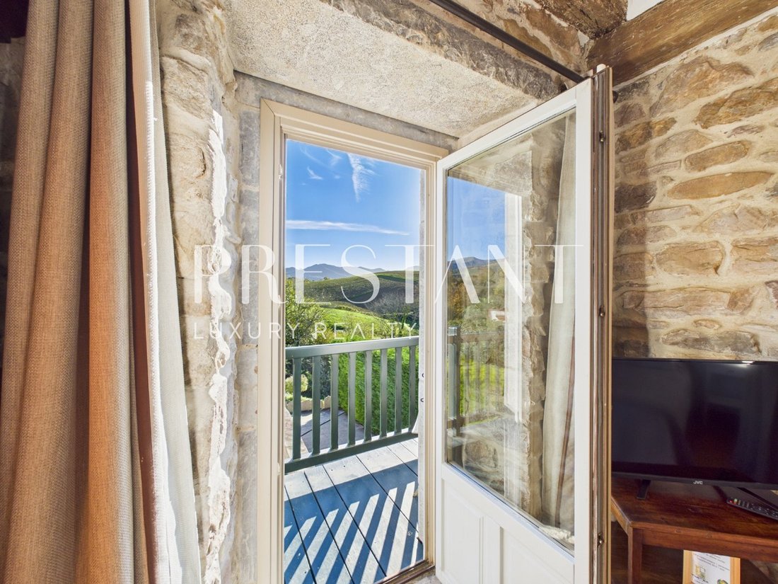 House in Ainhoa, Nouvelle-Aquitaine, France 4 - 16828585