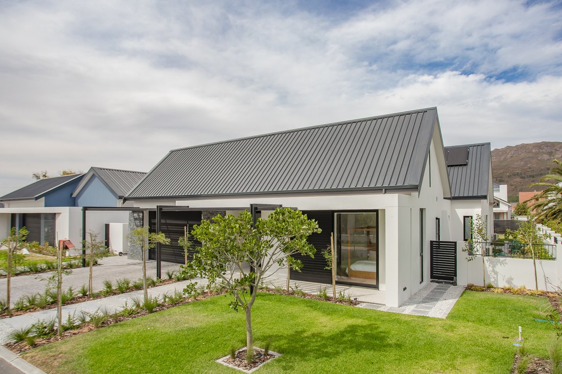 House in Paarl, Groenvlei, Western Cape 1 - 16828408