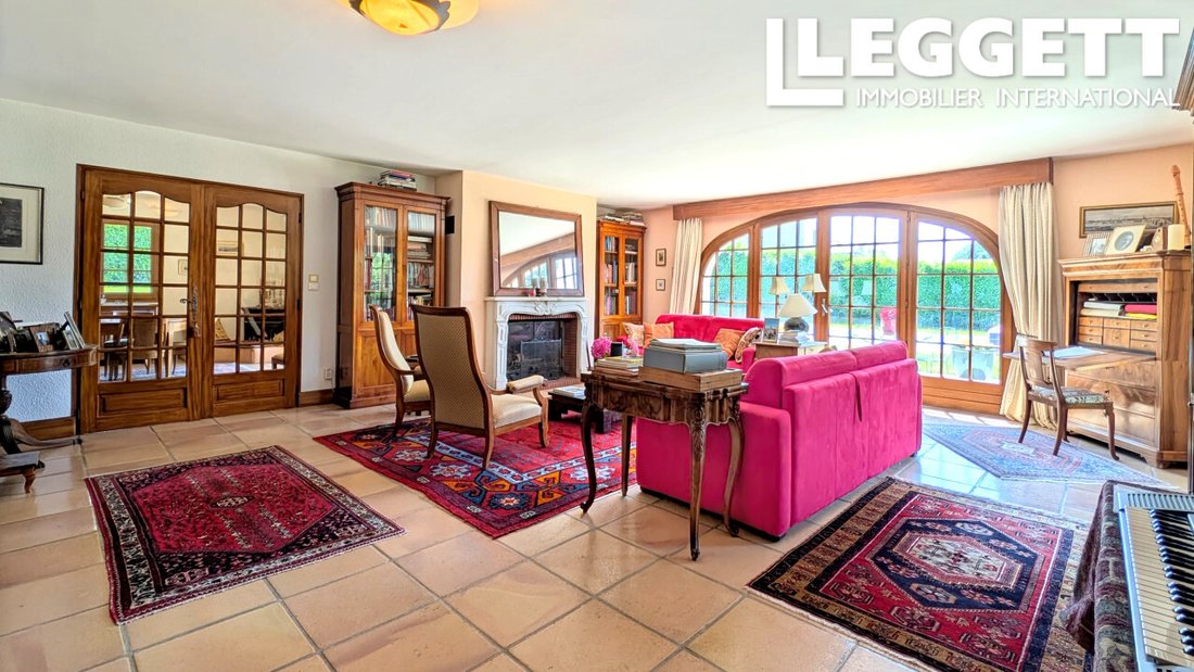 Villa in Nernier, Auvergne-Rhône-Alpes, France 4 - 16742055