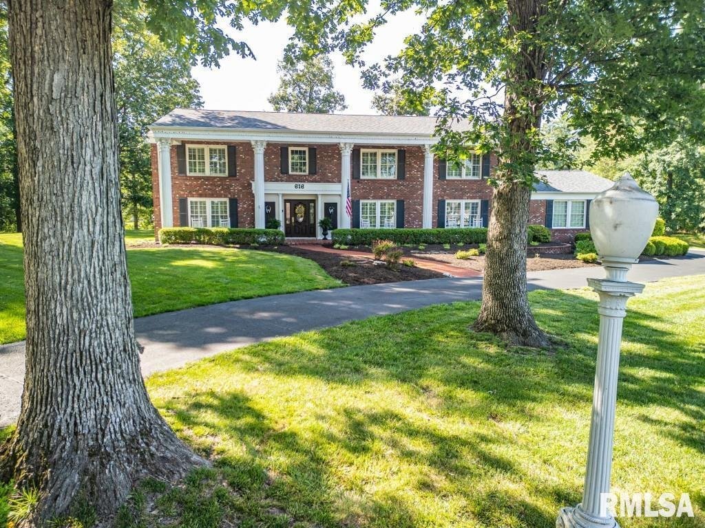 House in Mount Vernon, Illinois, United States 2 - 16828142