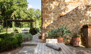 Country House in Castelmuzio, Tuscany, Italy 1