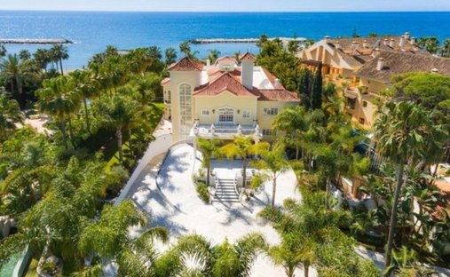 Villa in Marbella, Andalusia, Spain 1