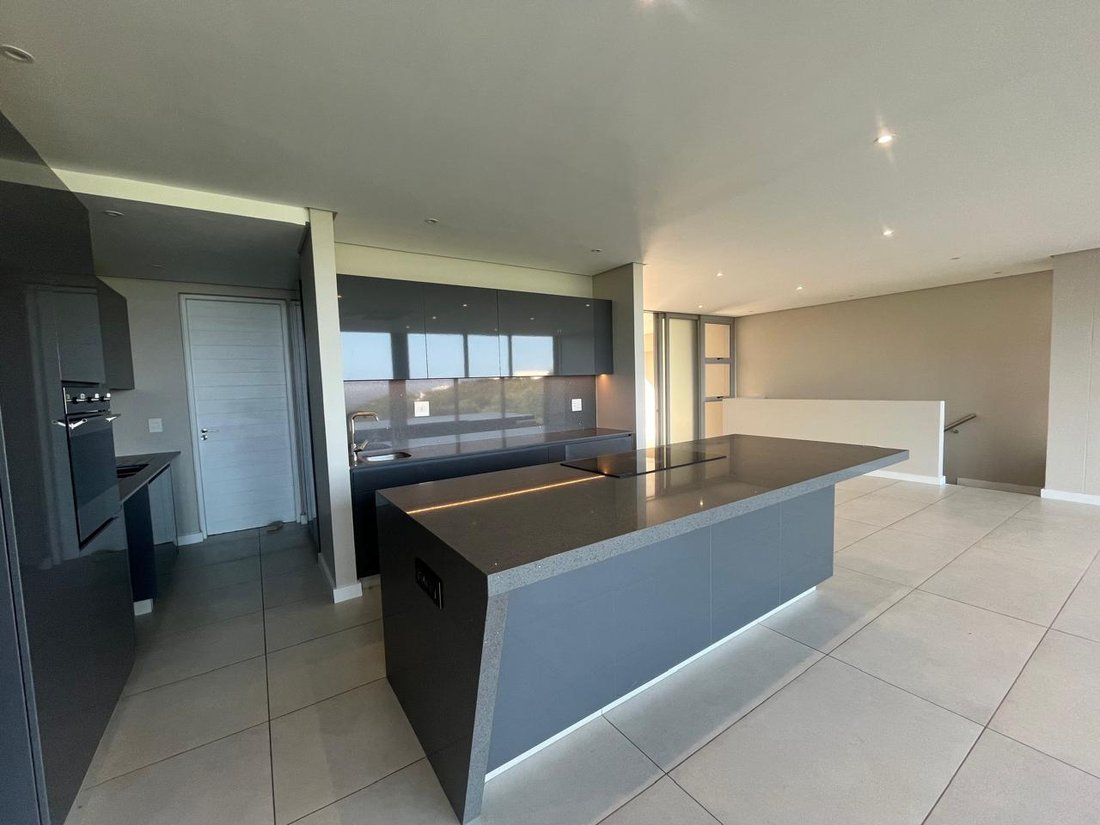 Townhouse in Beachwood, KwaZulu-Natal, South Africa 5 - 16829168