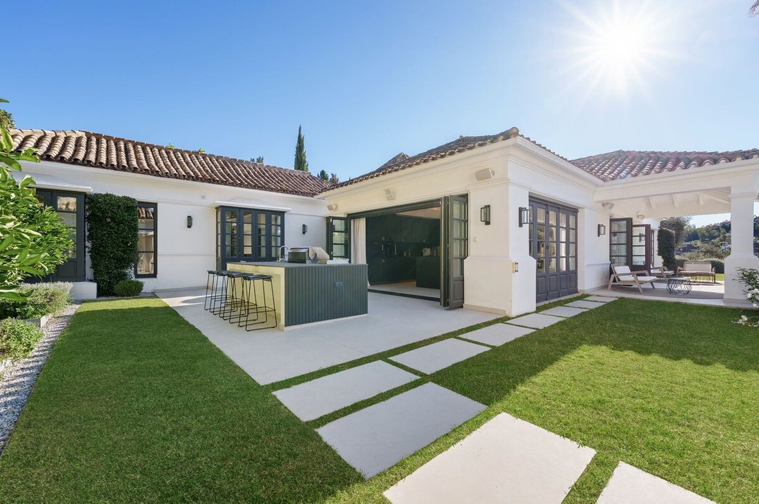 Villa in Nueva Andalucia, Marbella, Spain 4 - 16829441