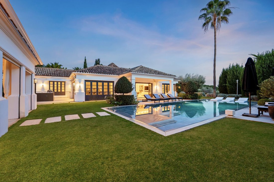 Villa in Nueva Andalucia, Marbella, Spain 1 - 16829441