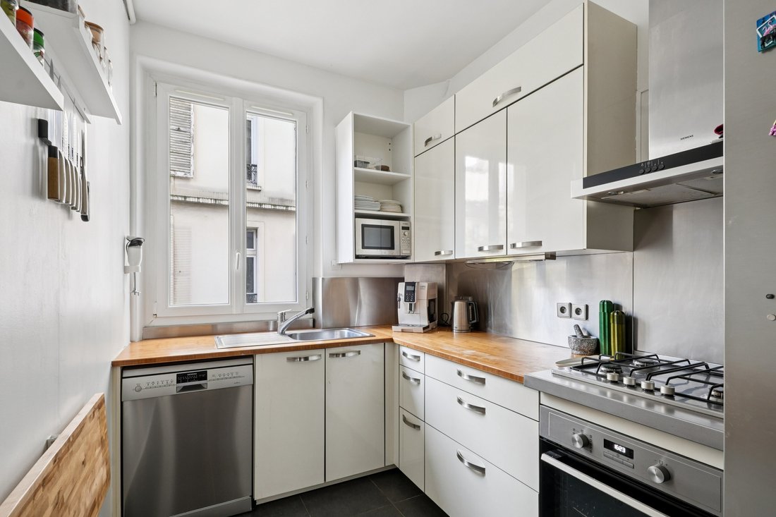 Apartment in Amiraux-Simplon-Poissonniers, Paris 18e Arrondissement, Paris 4 - 16829666
