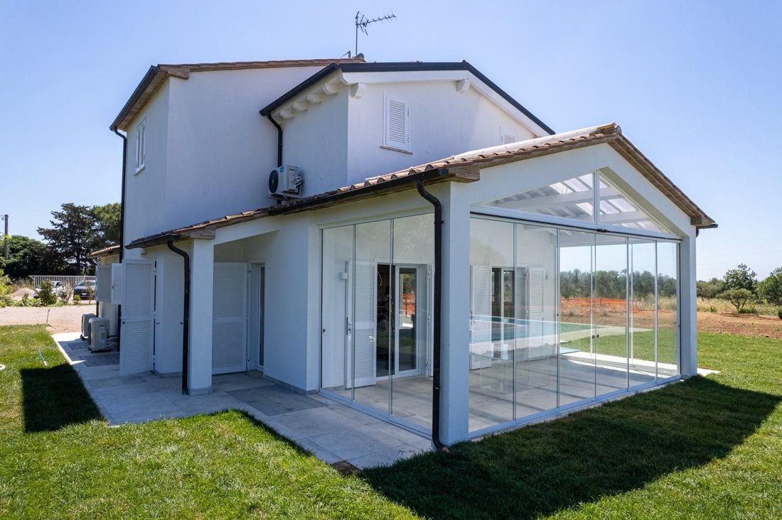 Villa in Capalbio, Tuscany, Italy 3 - 16831572