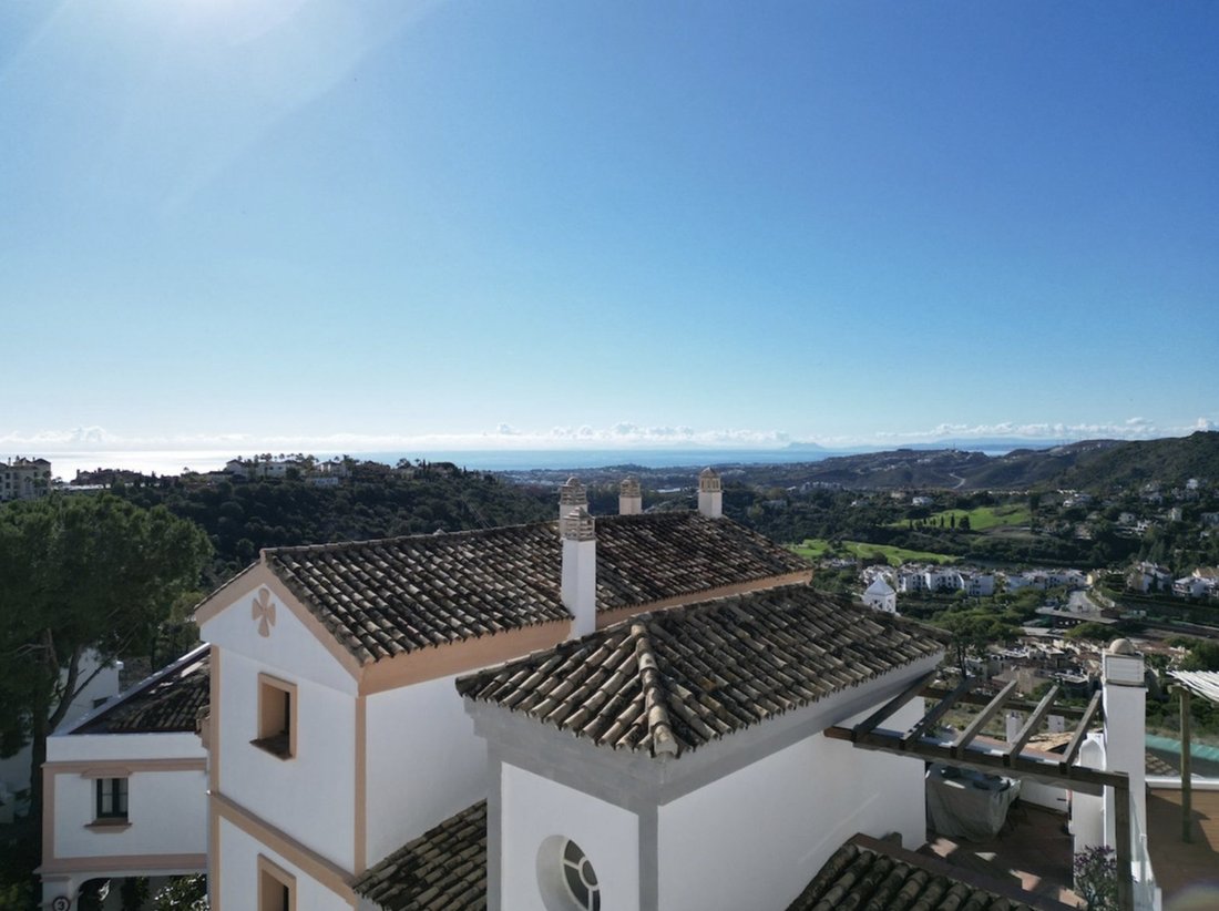 Townhouse in Benahavis, Andalusia, Spain 2 - 16834689