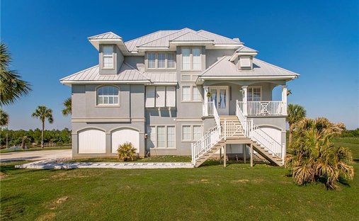 House in Madisonville, Louisiana, United States 1