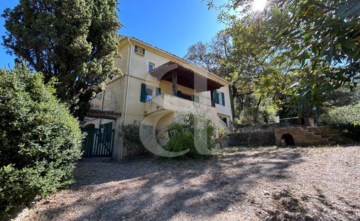 Barnes South Drôme Sumptuous Renovated Medieval Castle Panoramic View Swimming Pool