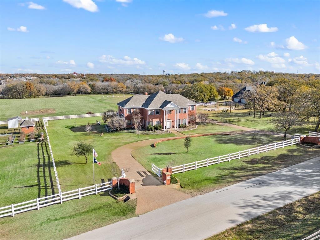 House in Lantana, Texas, United States 1 - 16833535