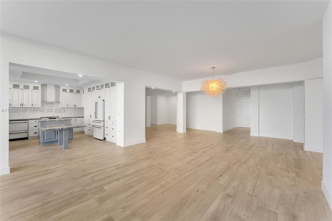 Condo in Miami, Florida, United States 4 - 16478676
