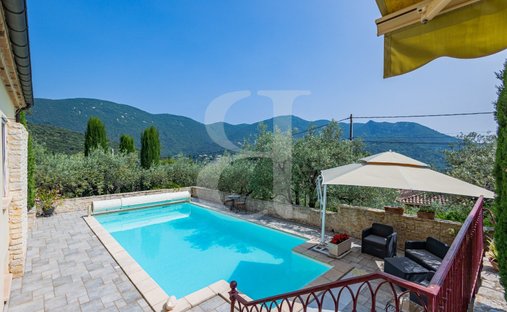 Barnes South Drôme Sumptuous Renovated Medieval Castle Panoramic View Swimming Pool