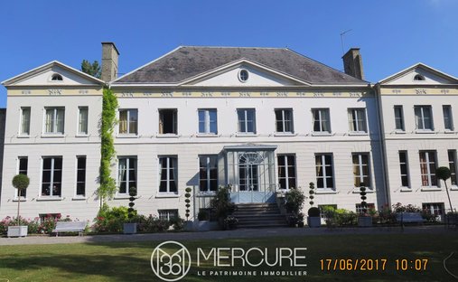 Castle in Dunkirk, New York, United States 1