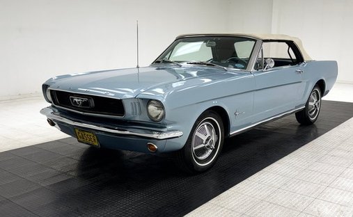 200ci I6/C4 Auto/Sharp Looking Pony/Lots Of New Parts/Super Clean Interior in Morgantown, United States 1