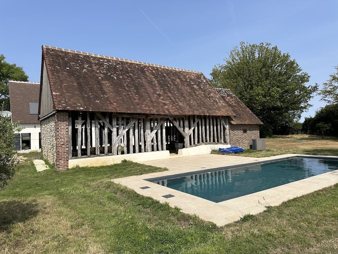 Estate in Arcisses, Centre-Val de Loire, France 4 - 16836799