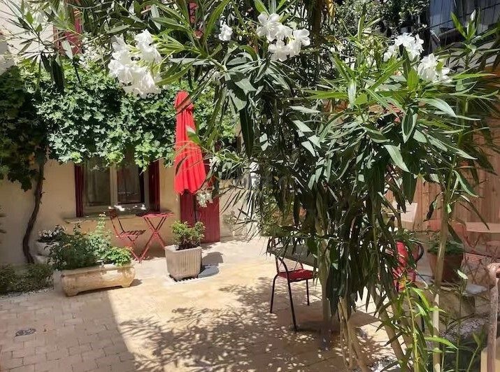 Country House in Saint-Rémy-de-Provence, Provence-Alpes-Côte d'Azur, France 3 - 16838153