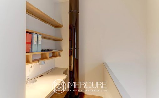 Castle for Sale in Clermont-Ferrand, Auvergne-Rhône-Alpes, France