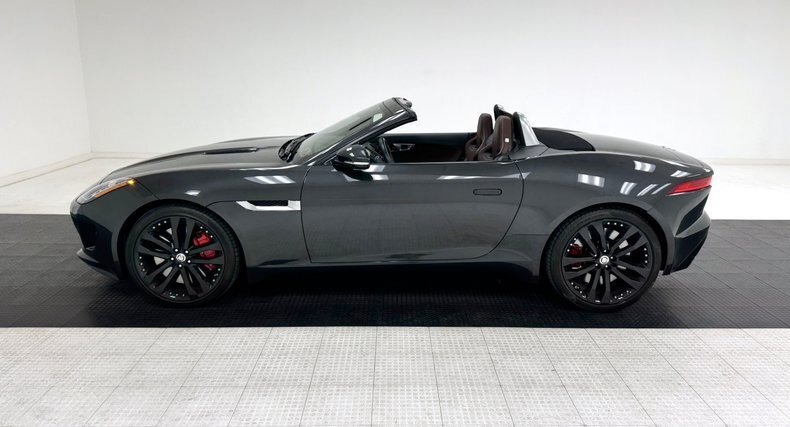 Cabriolet in Morgantown, United States 4 - 16834792