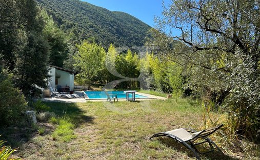 Barnes South Drôme Sumptuous Renovated Medieval Castle Panoramic View Swimming Pool