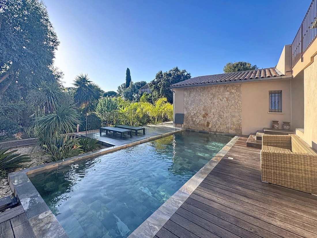 House in Boulouris, Saint-Raphaël, France 3 - 16839031