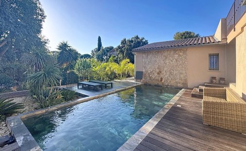 Maison à Boulouris, Saint-Raphaël, France 1