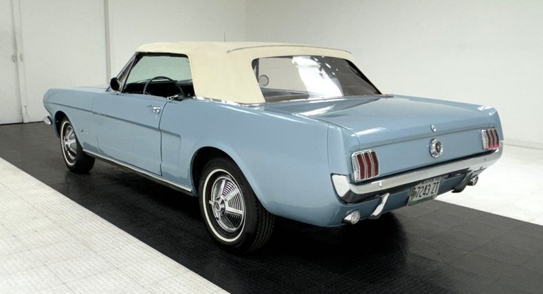 Cabriolet in Morgantown, United States 5 - 16834754