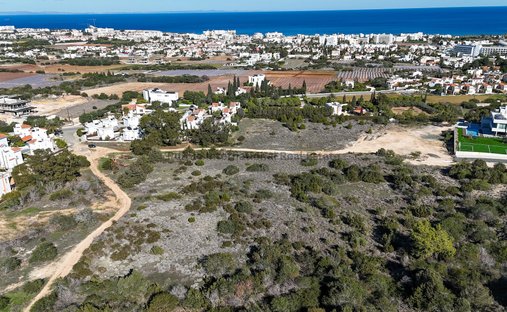 Terrain à Paralímni, District de Famagouste, Chypre 1
